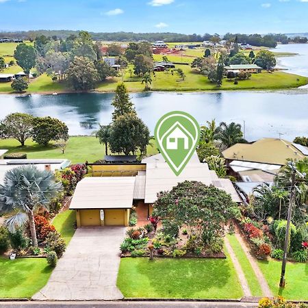 Lakeside Tinaroo Only 2.5Km From Yungaburra Town Villa Kültér fotó