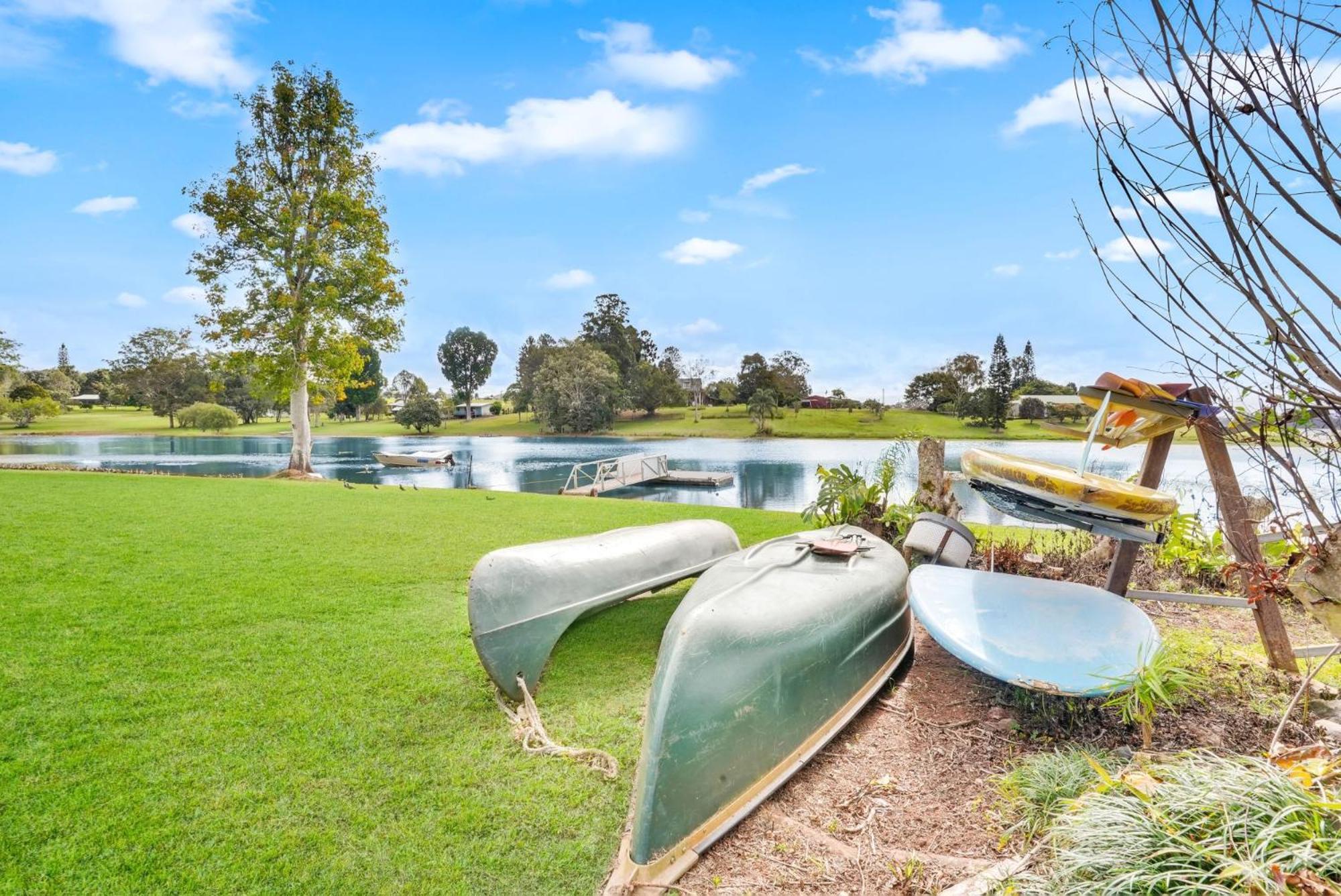 Lakeside Tinaroo Only 2.5Km From Yungaburra Town Villa Kültér fotó